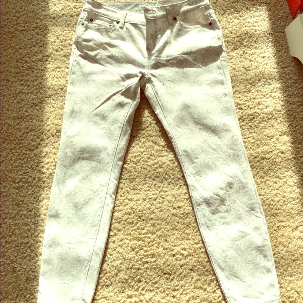 Vineyard vines’ pants